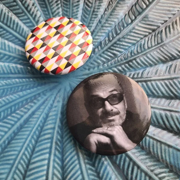 🧿 NWOT Elvis Costello Pin Duo - 2024 TOUR EXCLUSIVE - Picture 1 of 4